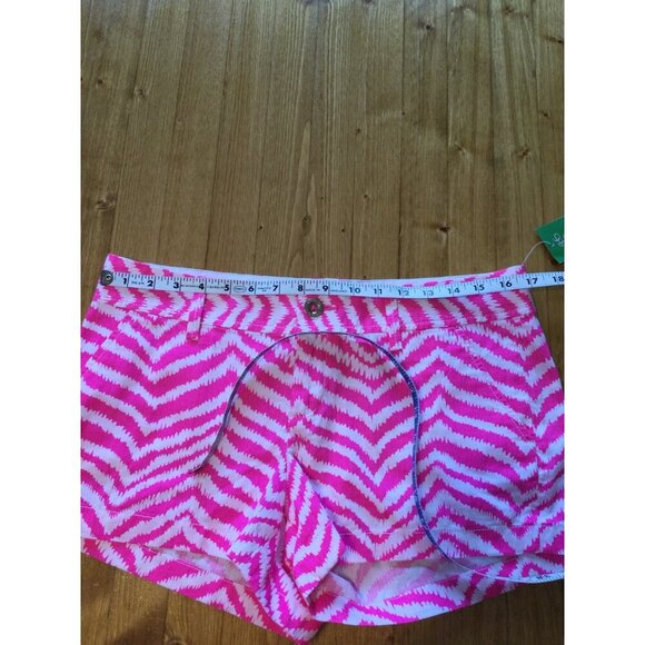 Lilly Pulitzer Womens Walsh Shorts Size 8 Pink & White Zebra Pattern Preppy Vaca - Picture 7 of 9
